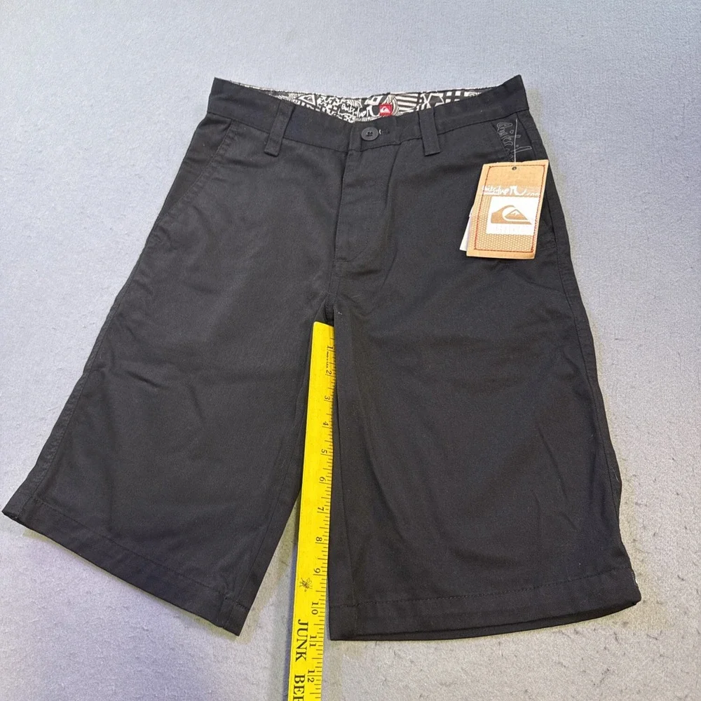Quicksilver Shorts Men 27 Black Flat Front Chinos Canvas Beach Surfer Casual NWT